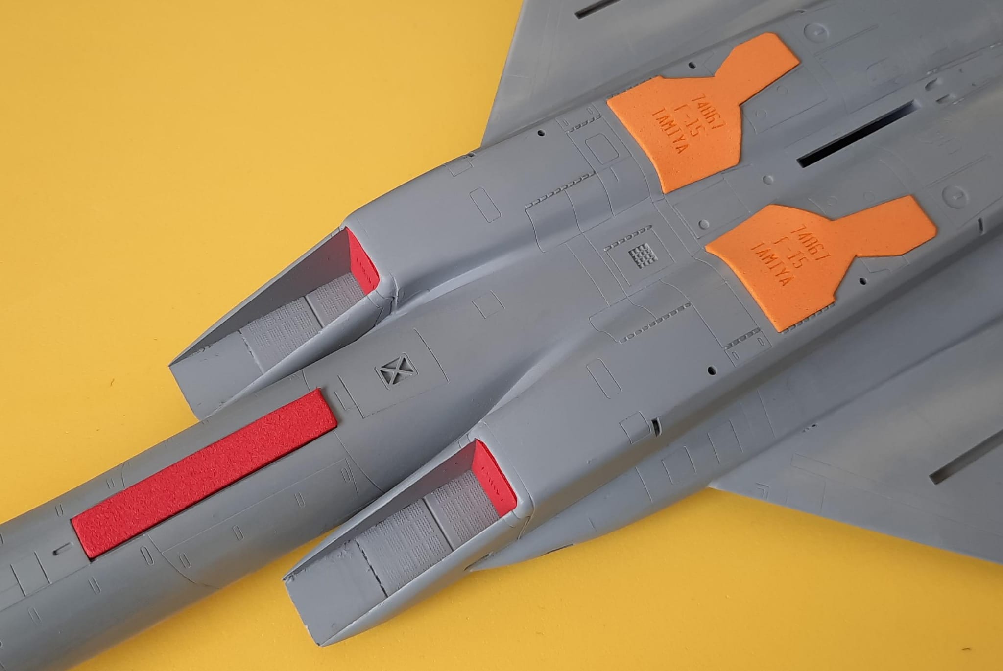 74867 1/48 F-15 Eagle wheel bay plugs (for Tamiya)