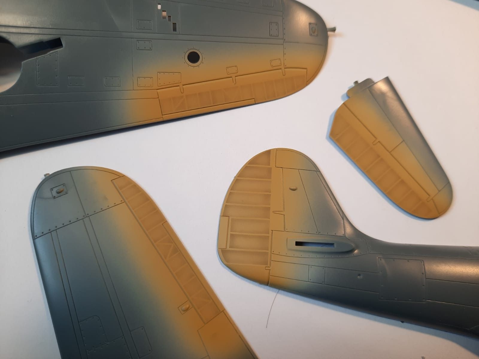64003 1/48 P-39/P-400 masks for control surfaces (for Eduard)